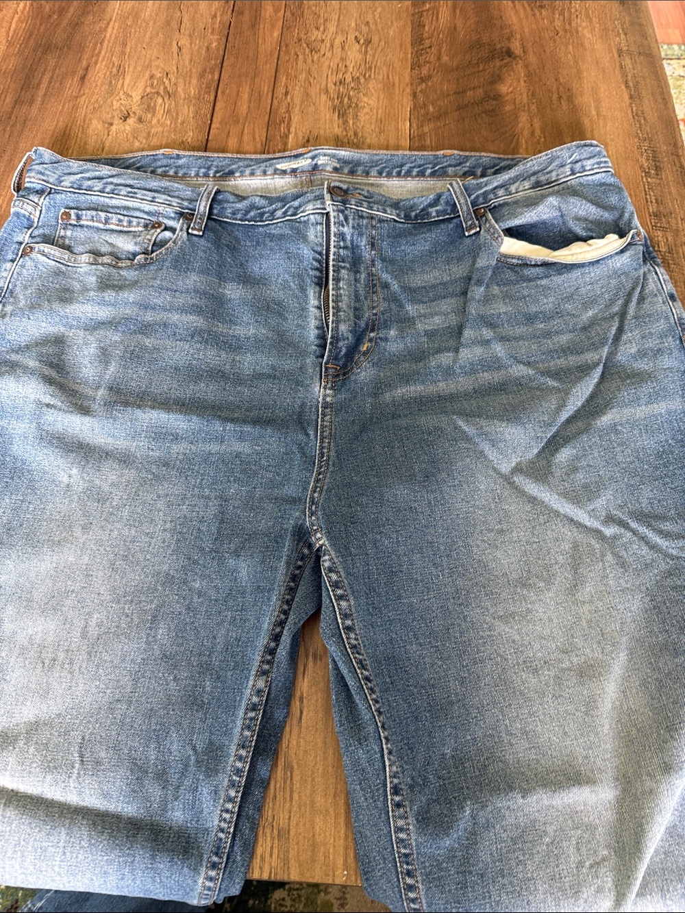 Old Navy Relaxed Fit Light Blue Men's Jeans